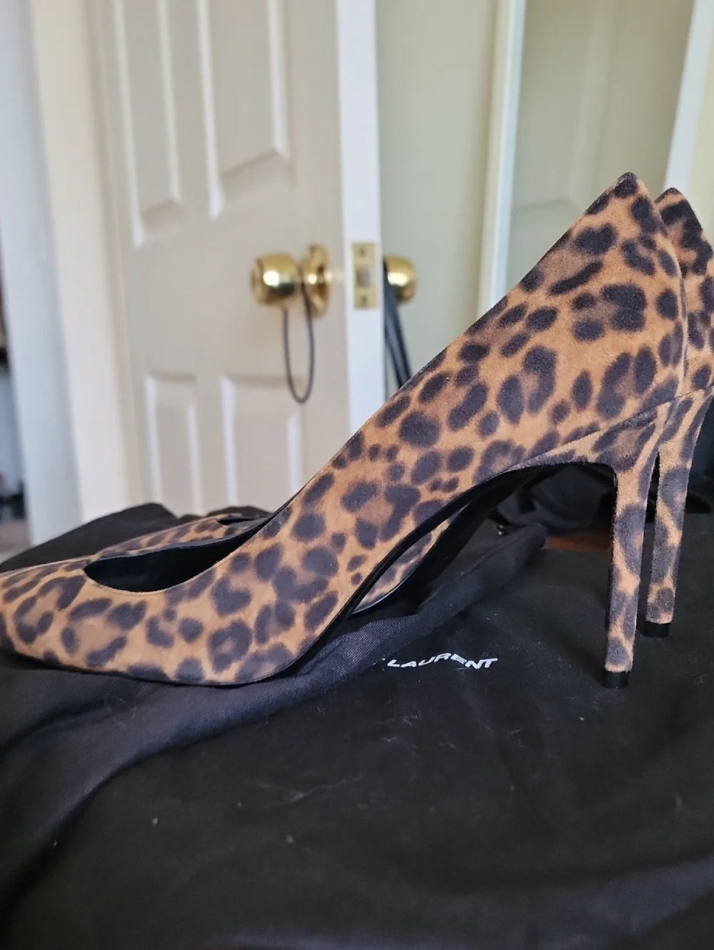 Saint Laurent PARIS Anja Leopard Suede Pointed Toe Pumps - Brown/Black - Picture 4 of 10